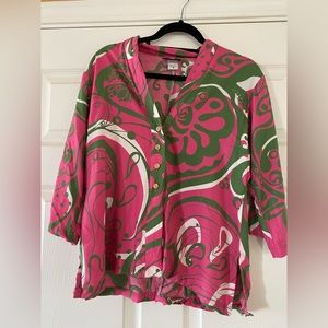 Manuheali’i 3/4 sleeve blouse
